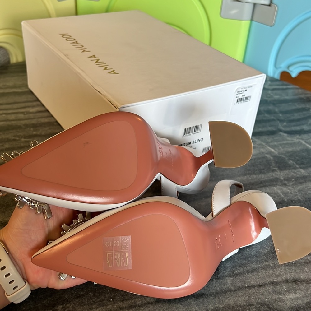 BNIB Amina Muaddi begum slingback in white leather. - Picture 4 of 9